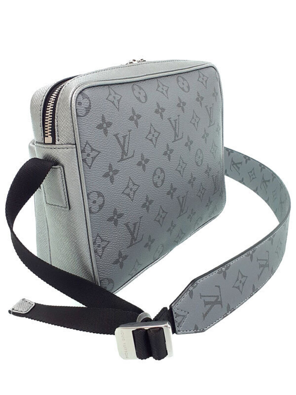 Louis Vuitton Bag Messenger Shoulder Taigarama Outdoor Black